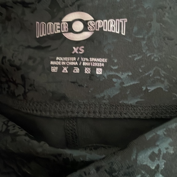NWT Inner Spirit Black Shiny Yoga Pants XS - Picture 5 of 8